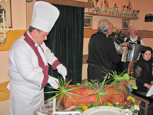 Restaurant pensiunea Szekely din Harghita, Ciumani